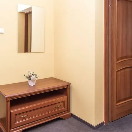 Jastrzębia Turnia 3*
